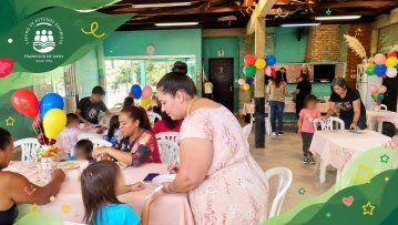 Festa do Dia das Crianças reúne famílias assistidas pelo CEEFA Festa do Dia das Crianças reúne famílias assistidas pelo CEEFA